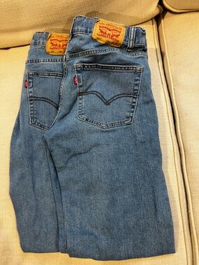 Levi's Classic Blue Relaxed Fit Jeans with Signature Back Stitch